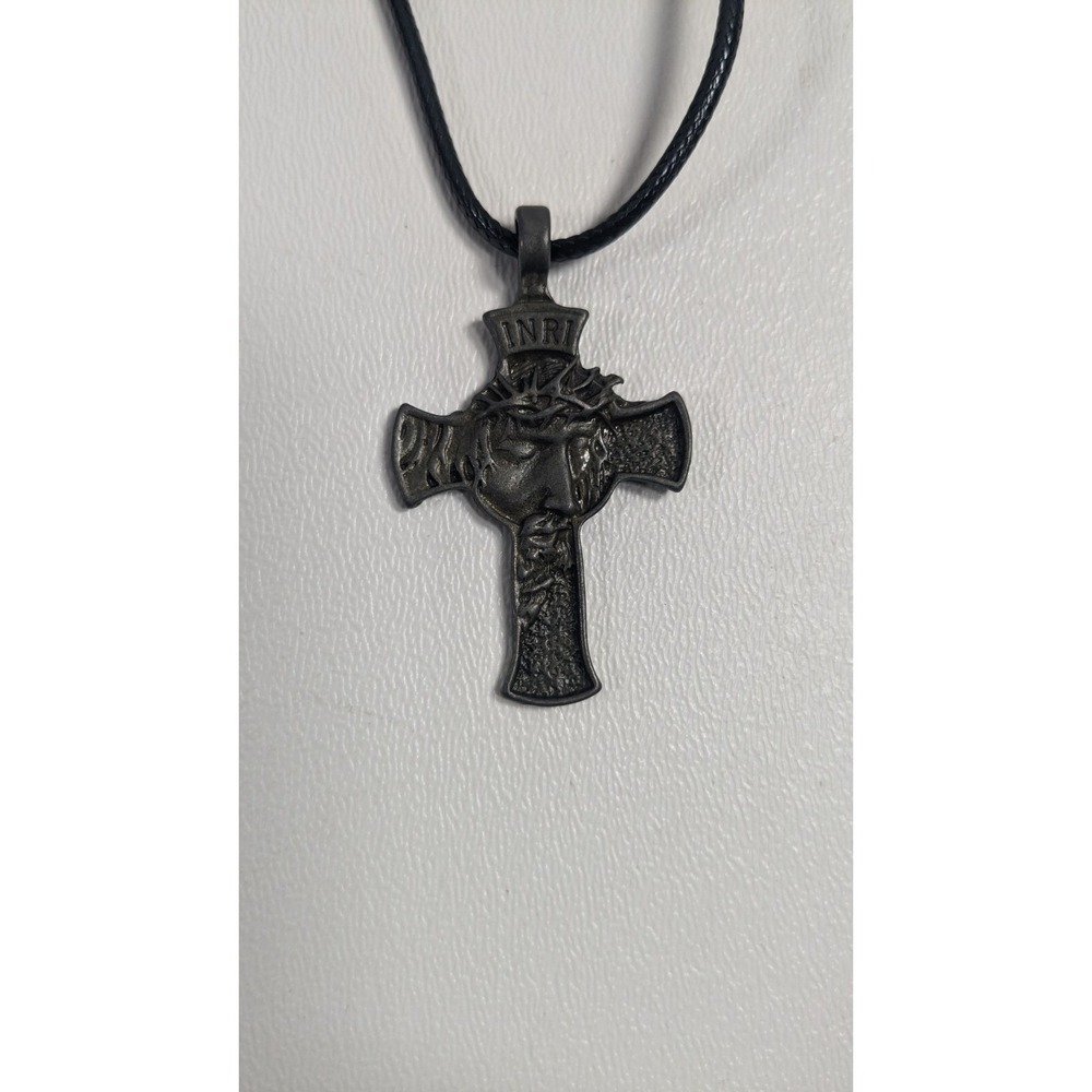 Jesus Christ Face Crucifix Cross Pendant Necklace INRI Gunmetal Black Cord - Picture 8 of 9